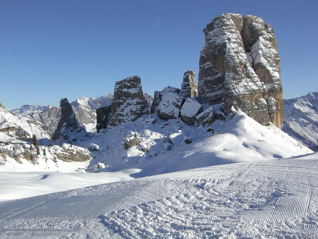 Villa Cristallino -Stayincortina Cortina dʼAmpezzo Dış mekan fotoğraf