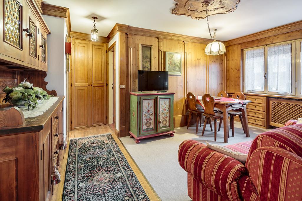 Villa Cristallino -Stayincortina Cortina dʼAmpezzo Dış mekan fotoğraf